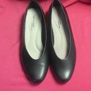 Women's Flats